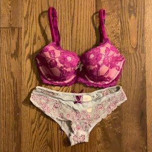 NWT Victoria’s Secret 32DD bra Sz S undies